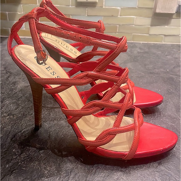 GUESS Gladiator Style Strappy Sandals - Picture 5 of 10